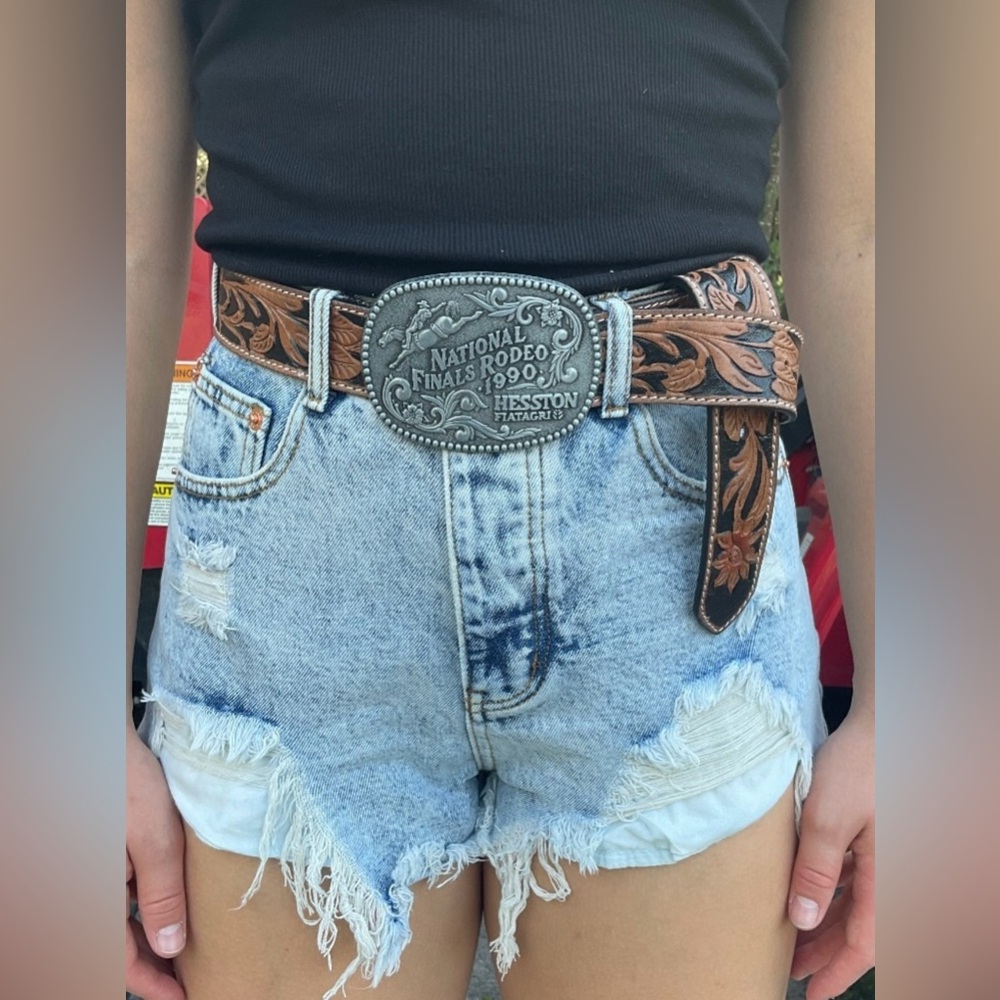 The Darling Shorts Acid Wash